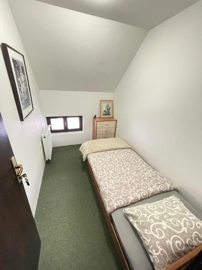 Underwoods Zabljak Guesthouse Buitenkant foto
