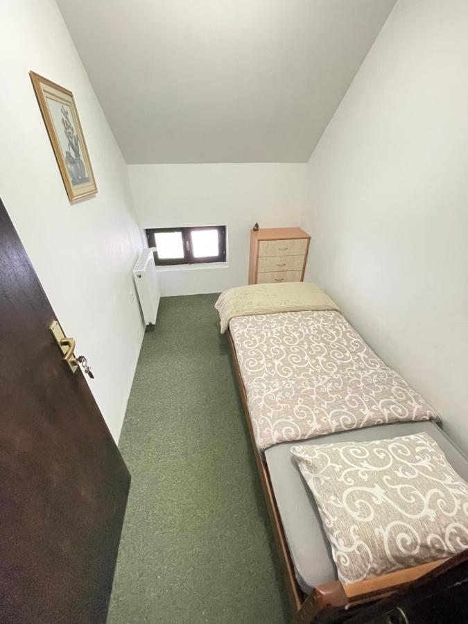 Underwoods Zabljak Guesthouse Buitenkant foto