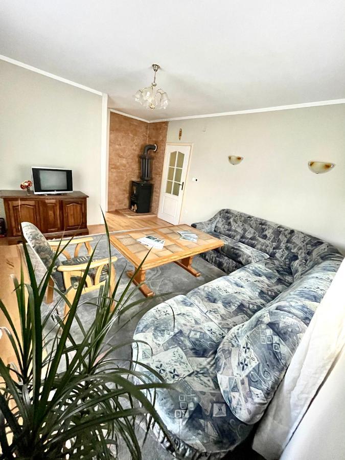 Underwoods Zabljak Guesthouse Buitenkant foto