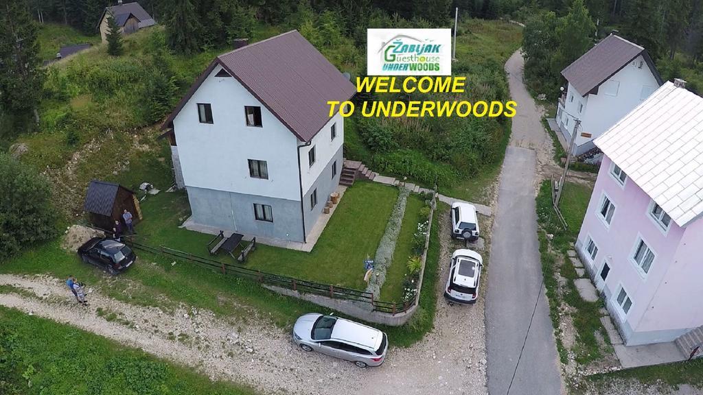 Underwoods Zabljak Guesthouse Buitenkant foto